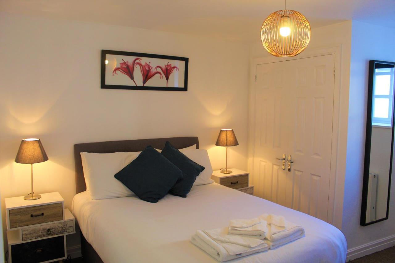 West Street Mews Apartment เอ็กซิเตอร์ ภายนอก รูปภาพ