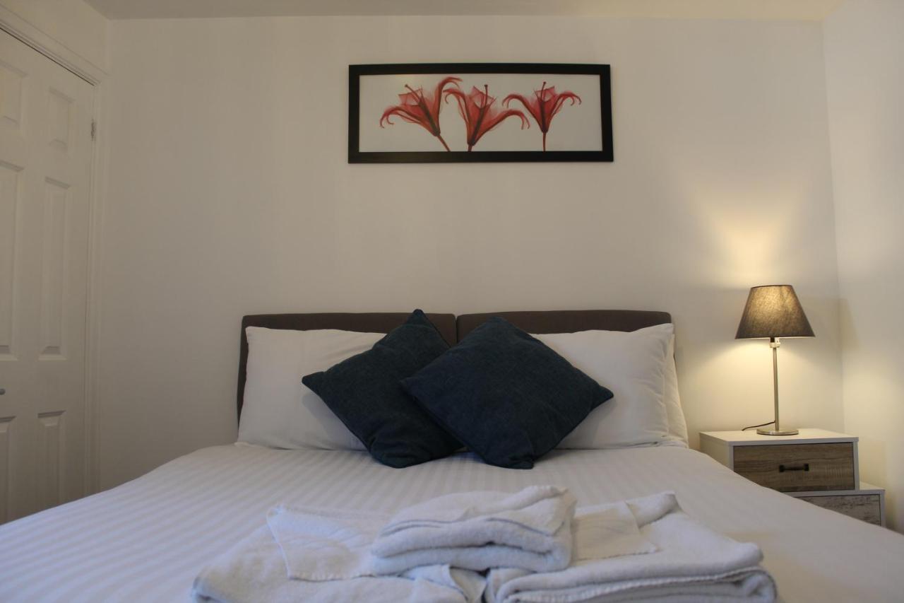 West Street Mews Apartment เอ็กซิเตอร์ ภายนอก รูปภาพ